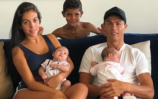 Vợ của Ronaldo là ai? ⚡ Tiểu sử của người mẫu Georgina Rodriguez