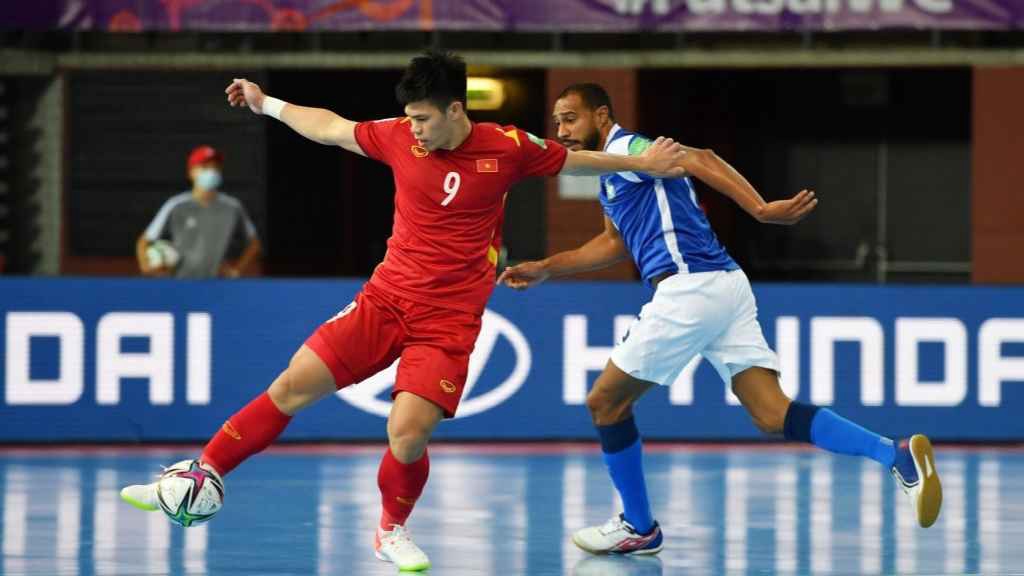 Khám Phá Kỹ Thuật BLOCK Người Trong Futsal Và Cách Thực Chiến